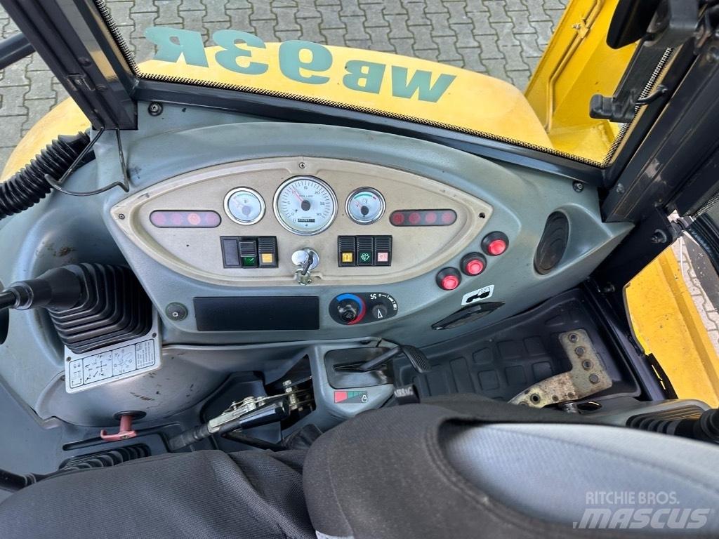Komatsu WB93R Ekskavatoriniai krautuvai