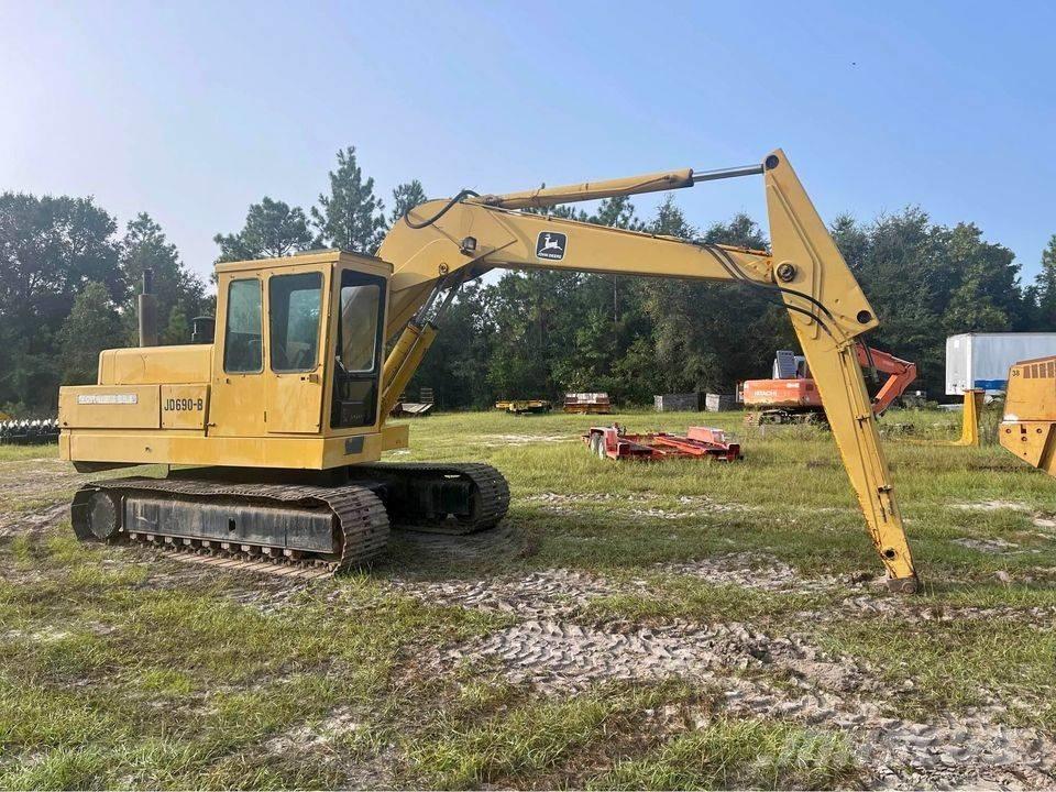 John Deere 690 B Vikšriniai ekskavatoriai