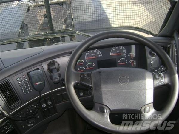 Volvo FH12 Važiuoklė su kabina