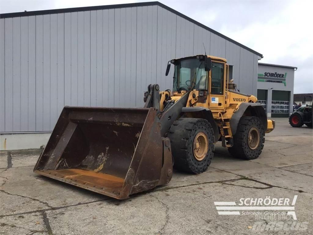 Volvo L 110 E Naudoti ratiniai krautuvai
