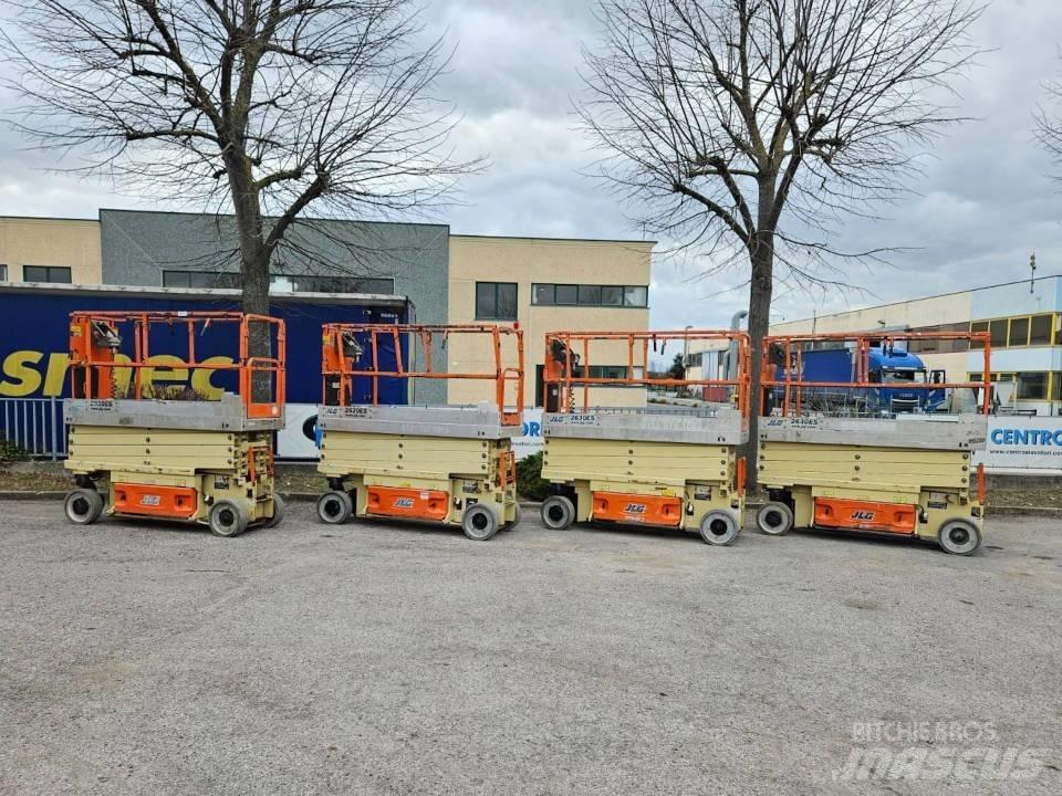 JLG 2630 ES Žirkliniai keltuvai