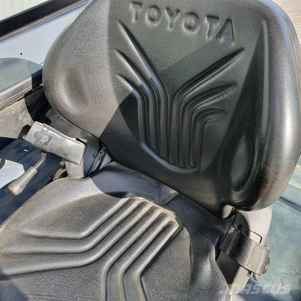 Toyota Traigo 80 Elektriniai šakiniai krautuvai