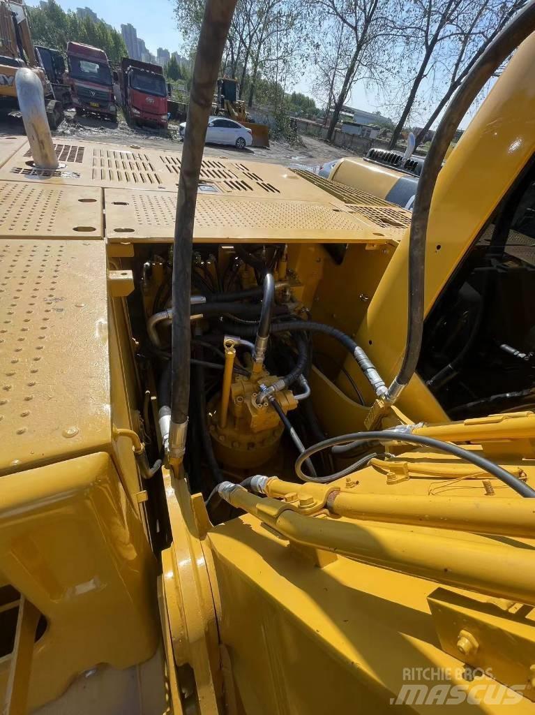 CAT 320 GC Vikšriniai ekskavatoriai
