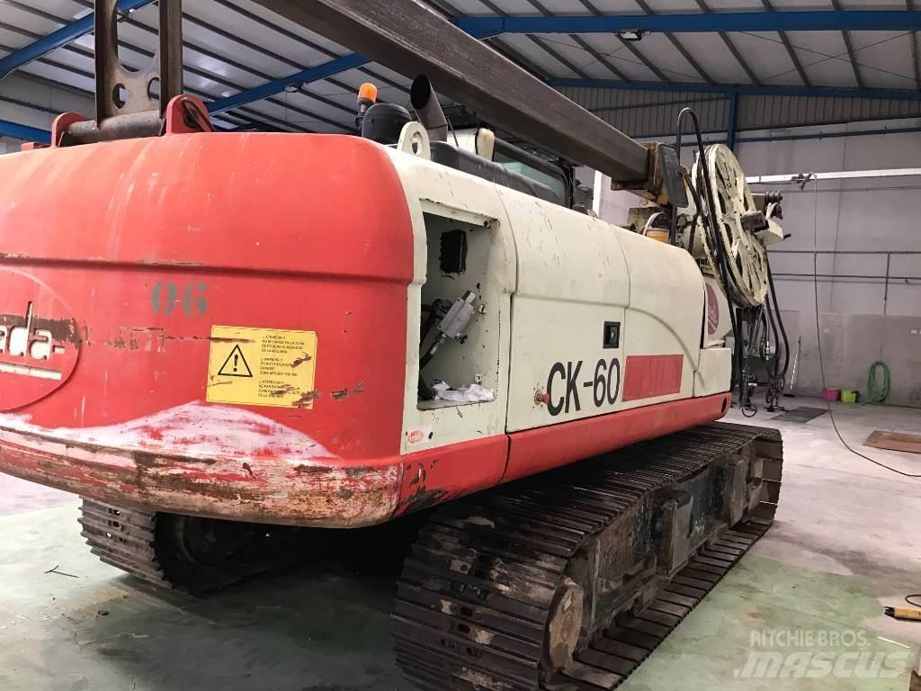 CAT 330 C Vikšriniai ekskavatoriai