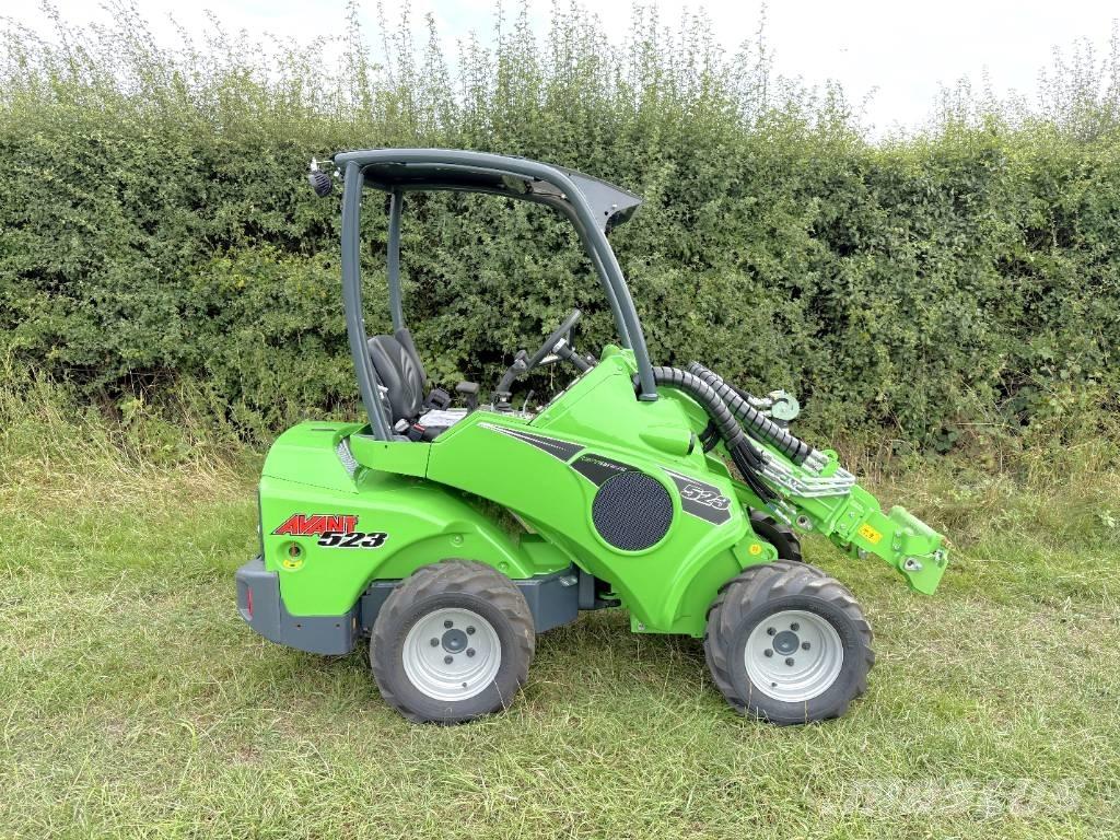 Avant 523 Mini krautuvai