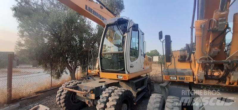 Liebherr A 904 C Ratiniai ekskavatoriai