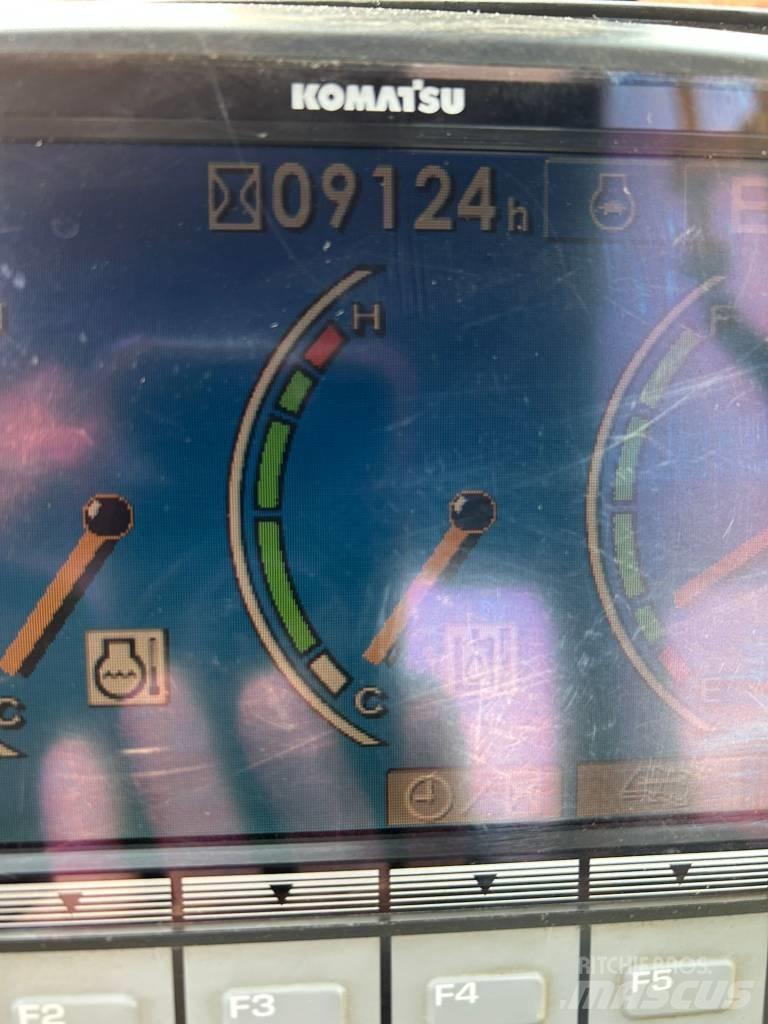 Komatsu PC 240 LC-8 Vikšriniai ekskavatoriai