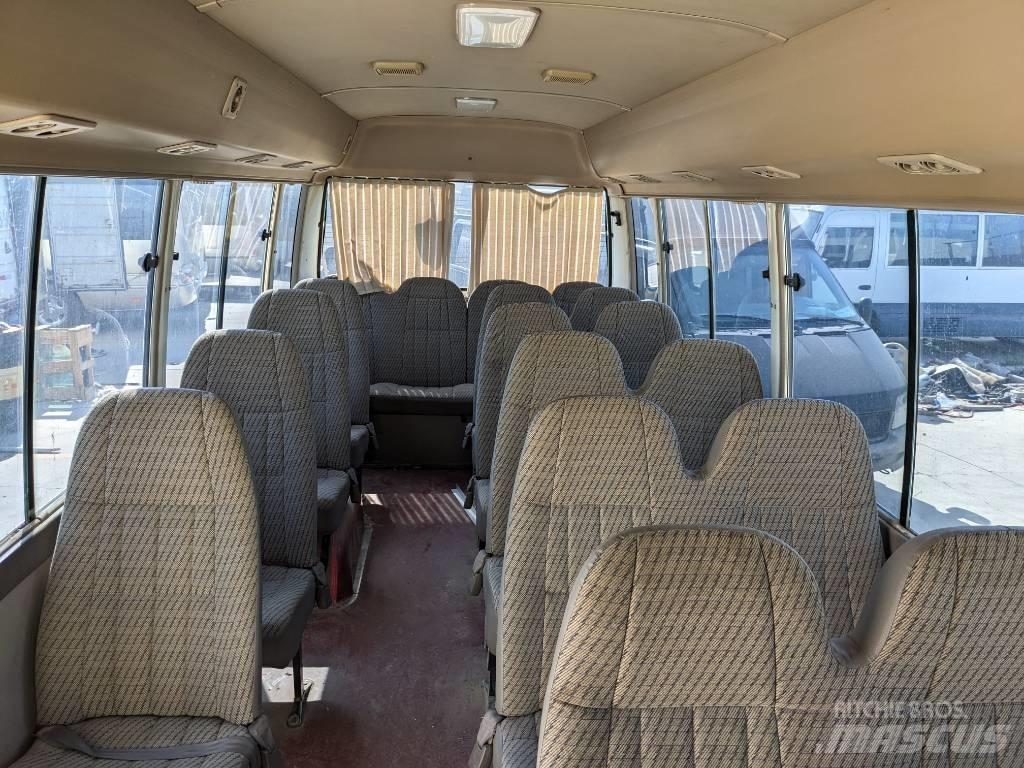 Toyota Coaster Tarpmiestiniai autobusai