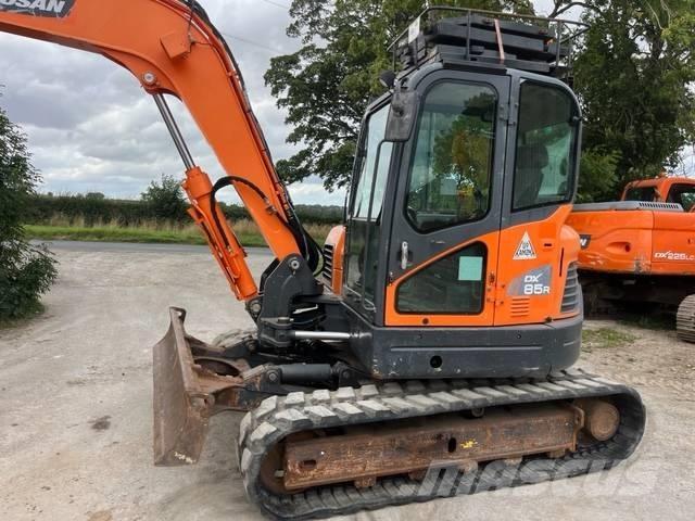 Doosan DX 85 R-3 Vidutinės galios ekskavatoriai 7-12 t