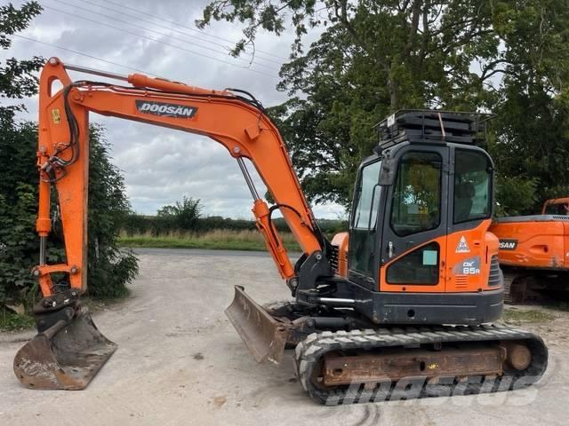 Doosan DX 85 R-3 Vidutinės galios ekskavatoriai 7-12 t