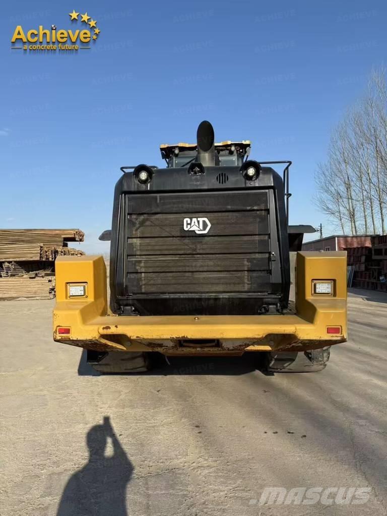 CAT 982 Naudoti ratiniai krautuvai