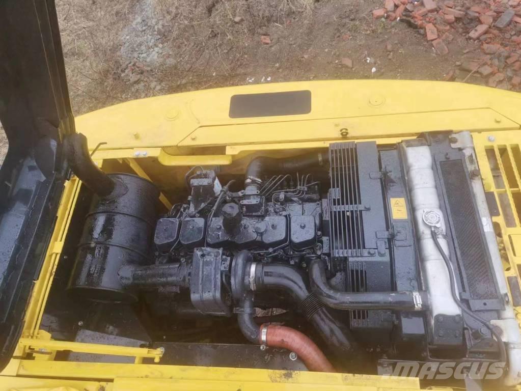 Komatsu pc220-7 Vikšriniai ekskavatoriai