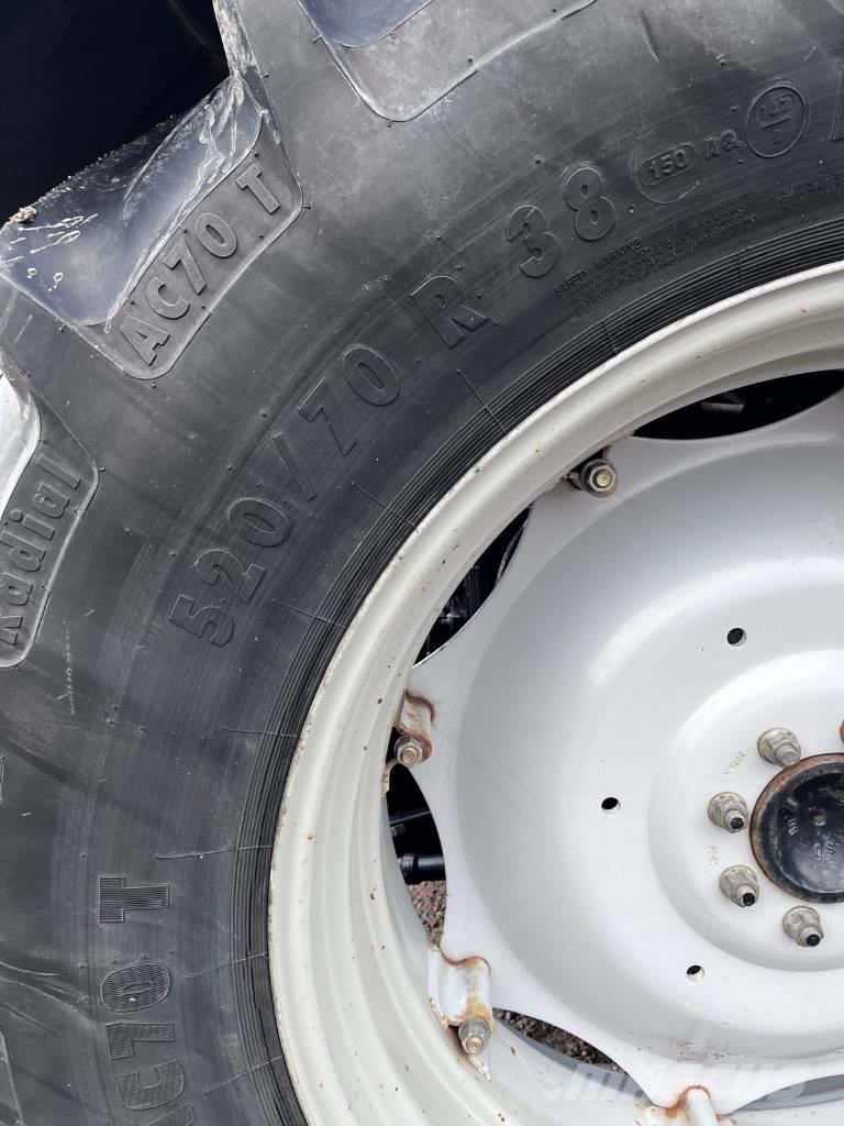 Massey Ferguson 5470 Traktoriai