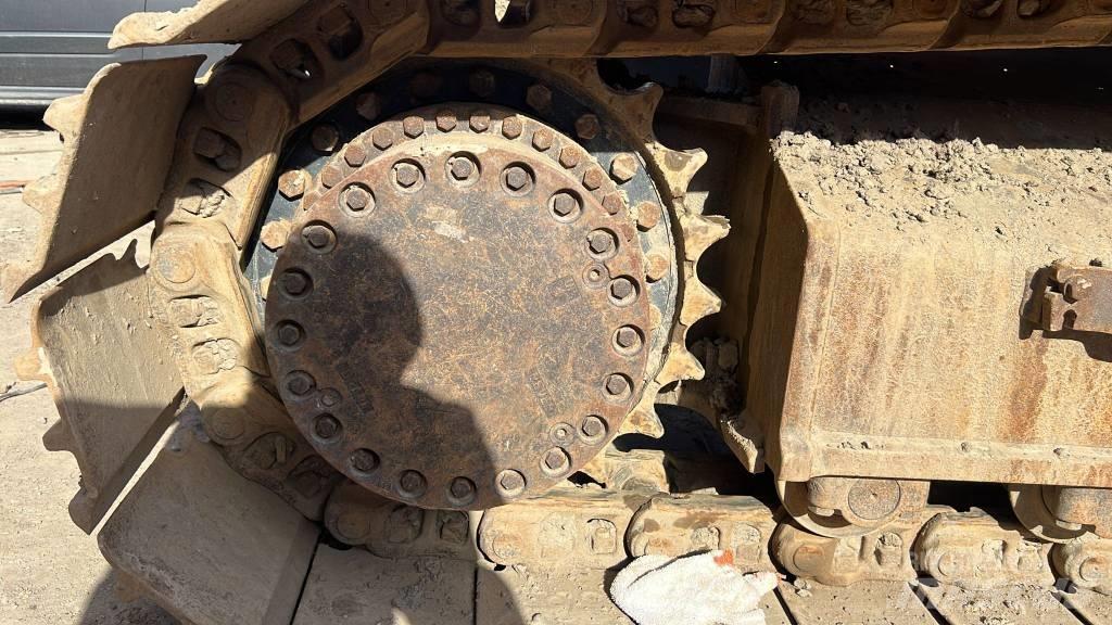 Hitachi ZX350-6 Vikšriniai ekskavatoriai