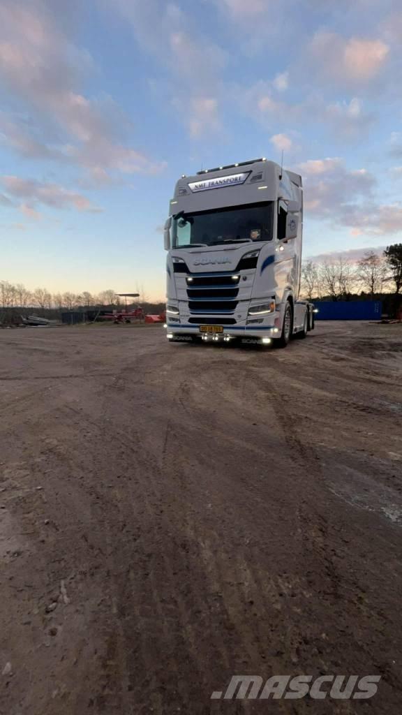 Scania R530 Naudoti vilkikai