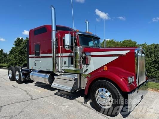 Kenworth W 900 Naudoti vilkikai