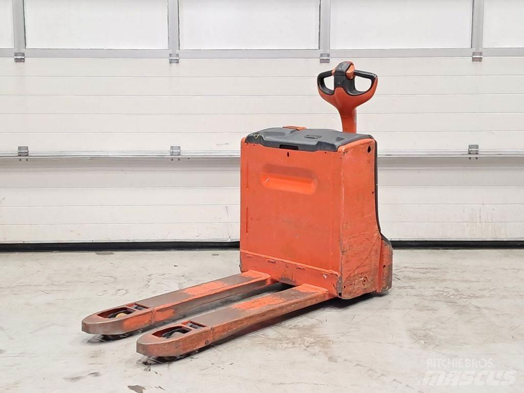 Linde T16 Mažų aukščių keltuvai