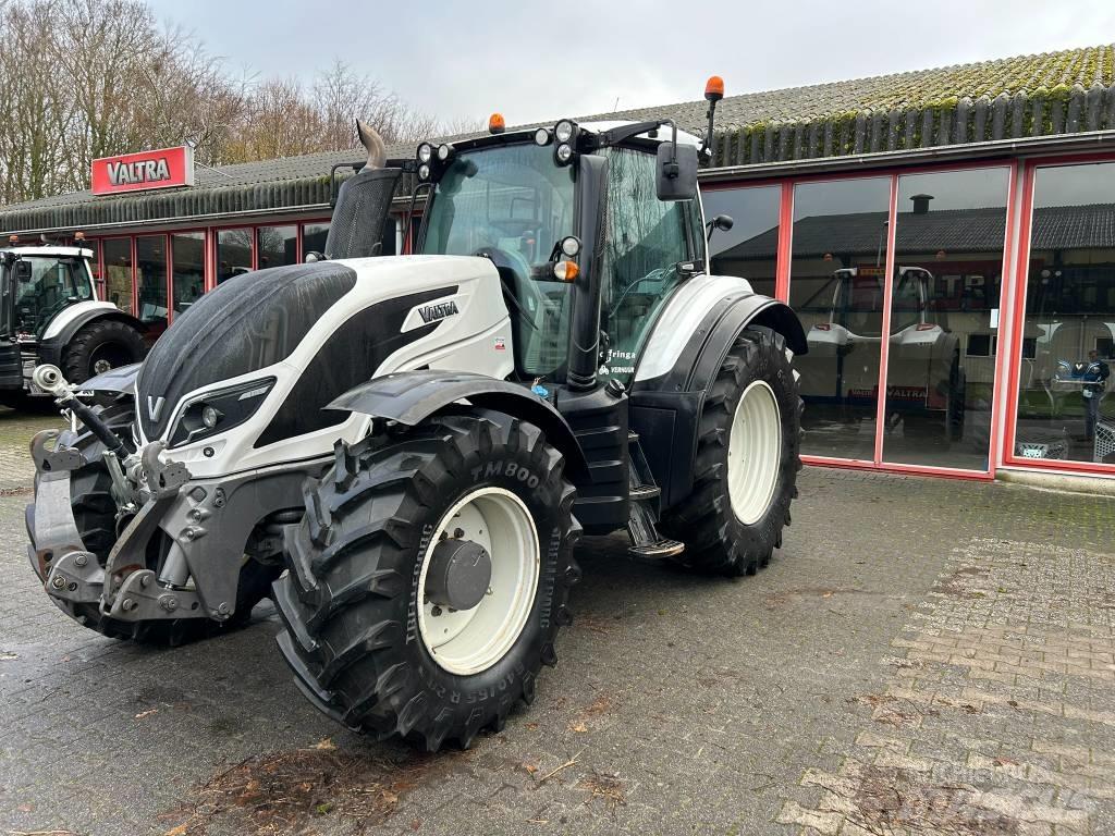 Valtra T154 Active Traktoriai