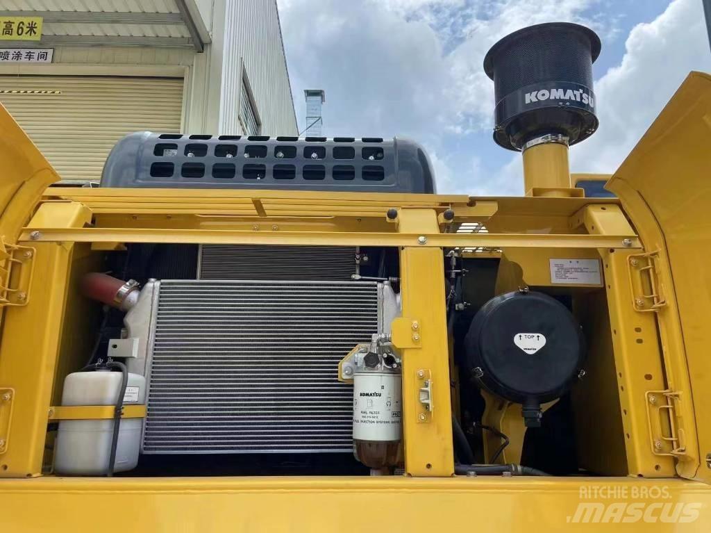 Komatsu PC 390 LC-10 Vikšriniai ekskavatoriai