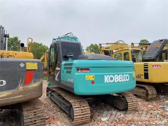 Kobelco SK 140 Vikšriniai ekskavatoriai