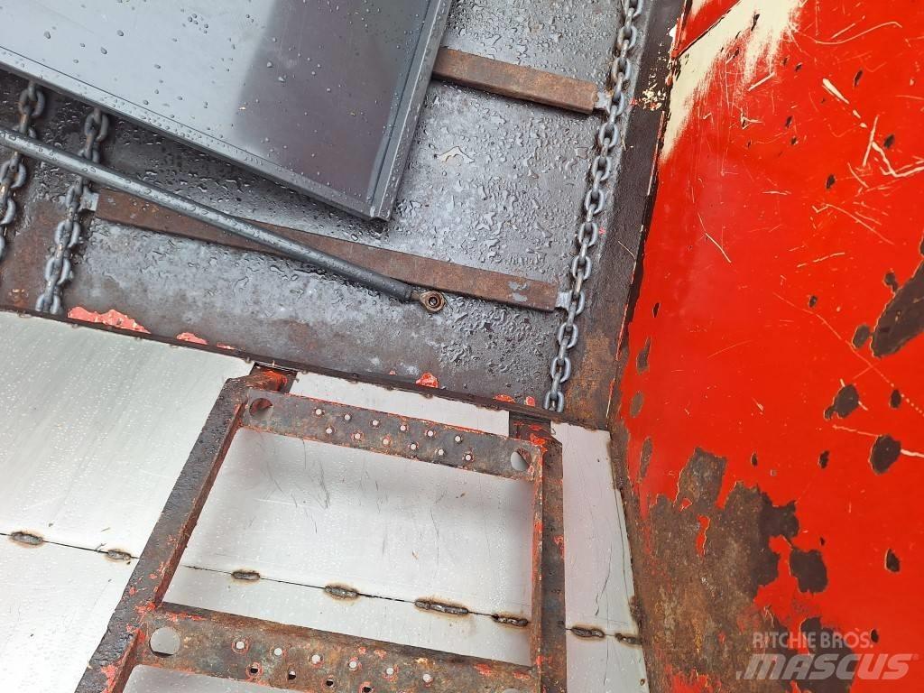 Metal-Fach N272/2 Mėšlo barstytuvai