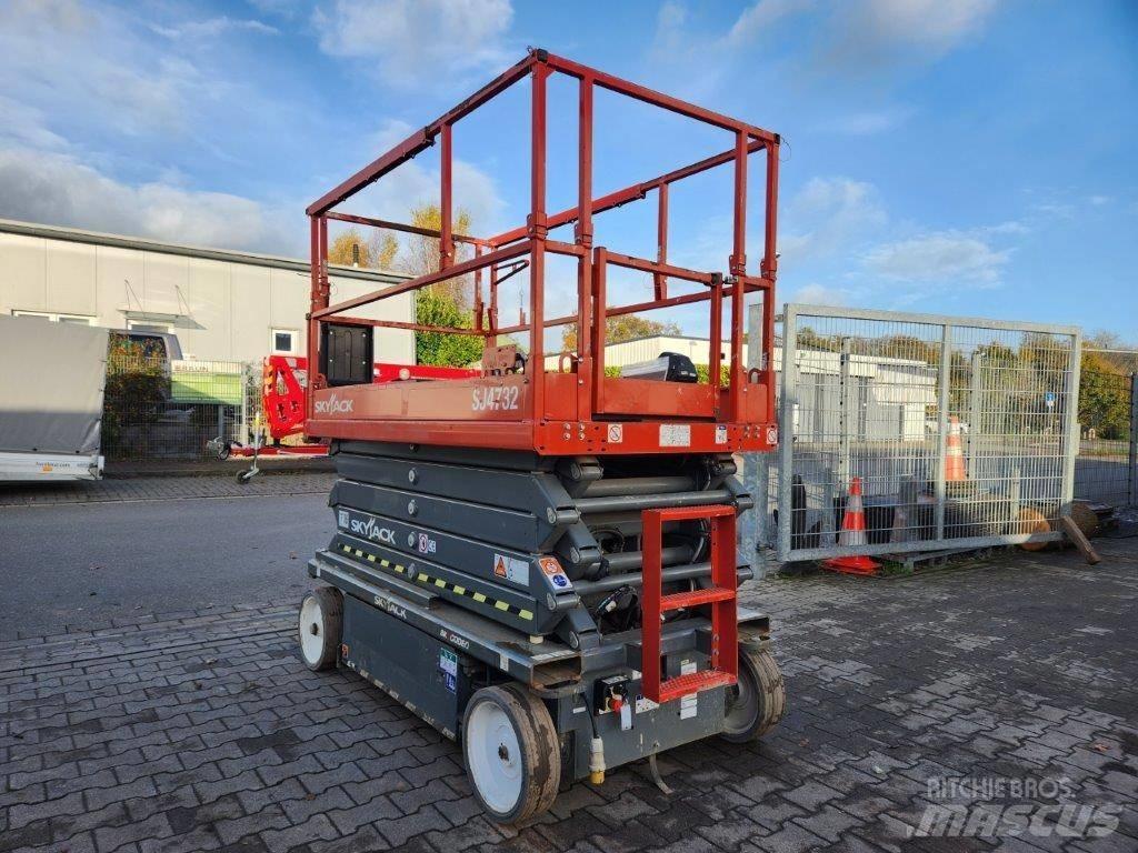 SkyJack SJ 4732 Žirkliniai keltuvai