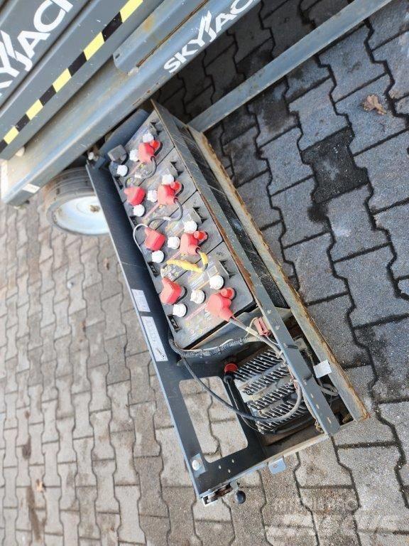 SkyJack SJ 4732 Žirkliniai keltuvai