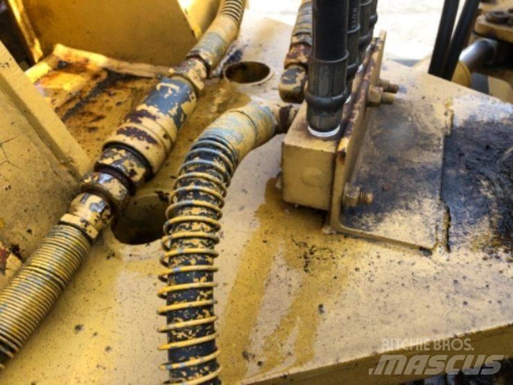 CAT 950BZ Vikšriniai buldozeriai