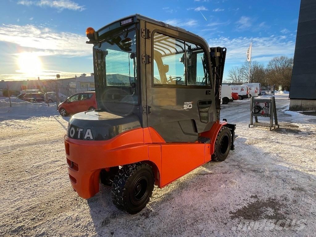 Toyota 8FBMT50 Elektriniai šakiniai krautuvai