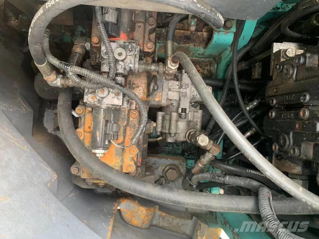 Kobelco SK 135 Vikšriniai ekskavatoriai
