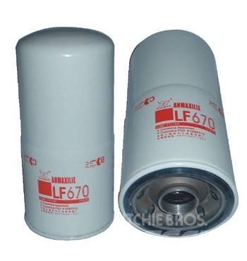 Fleetguard FS1212 Hidraulikos įrenginiai