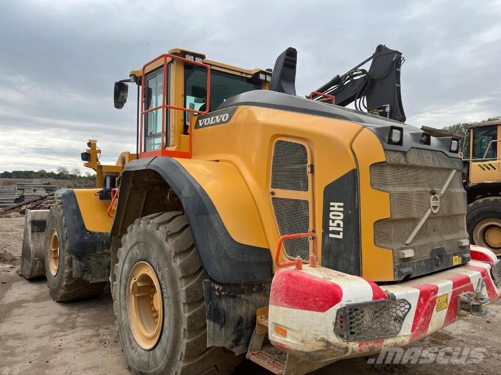 Volvo L 150 H Naudoti ratiniai krautuvai
