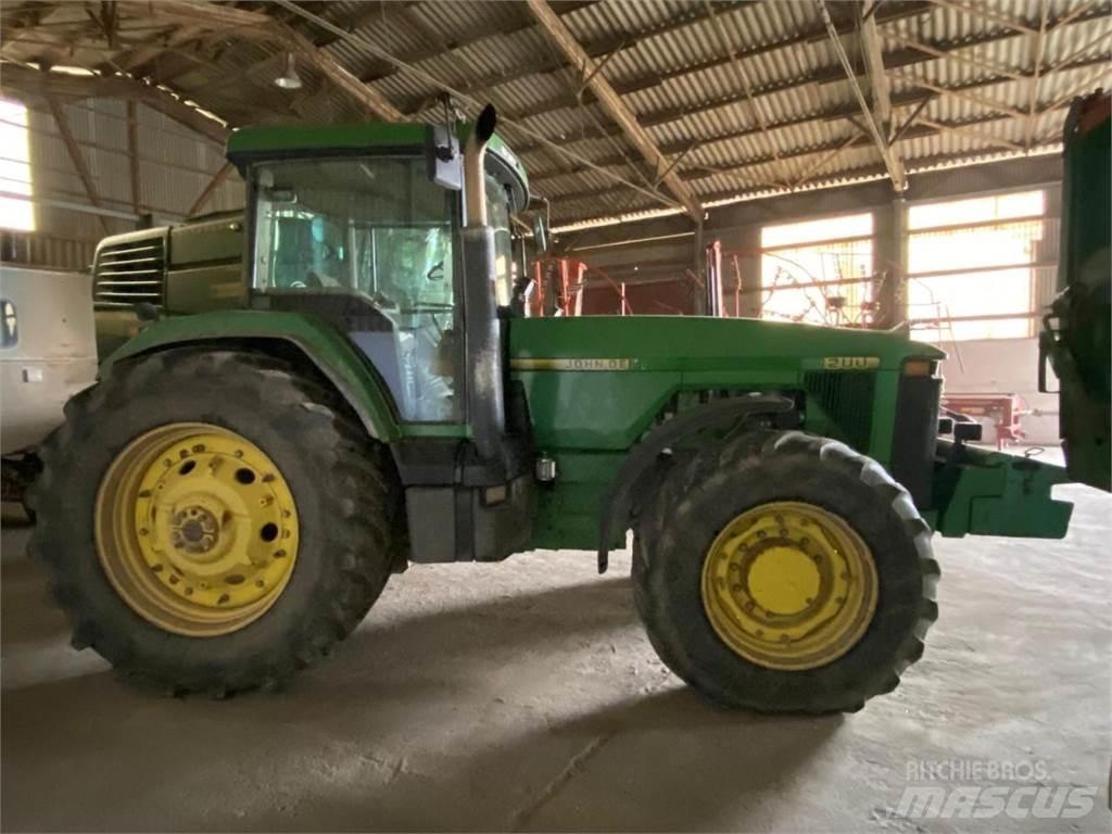 John Deere 8200 Traktoriai
