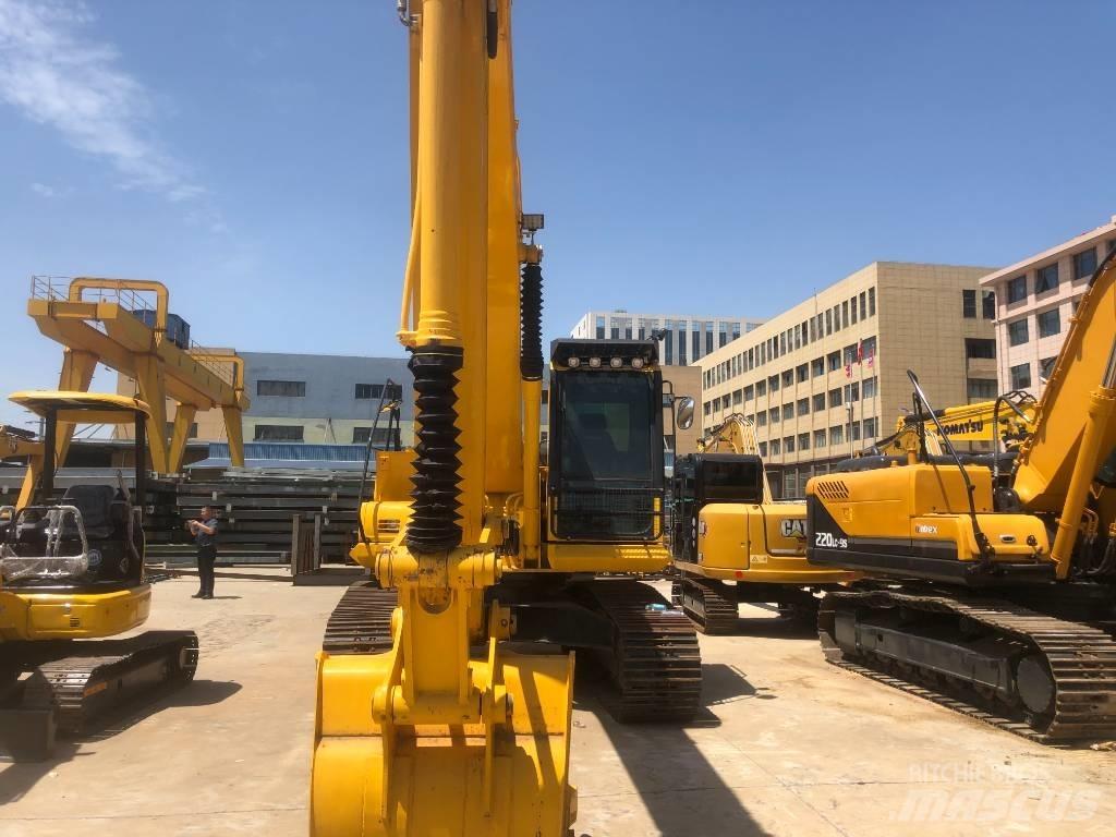 Komatsu PC 200 Vikšriniai ekskavatoriai