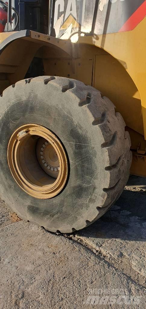 CAT 950 K Naudoti ratiniai krautuvai