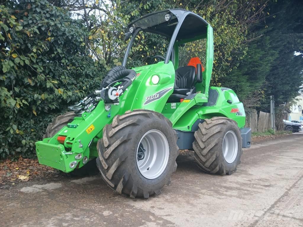 Avant 760i Daugiafunkciniai pakrovėjai