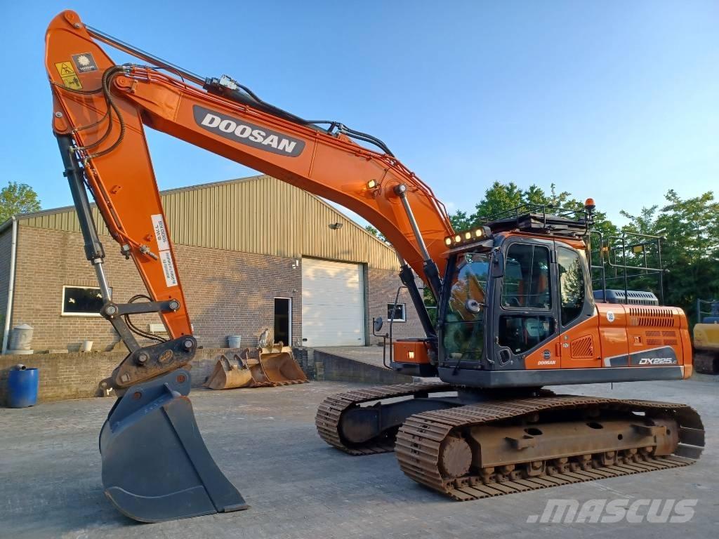 Doosan DX 225 LC-5 Vikšriniai ekskavatoriai