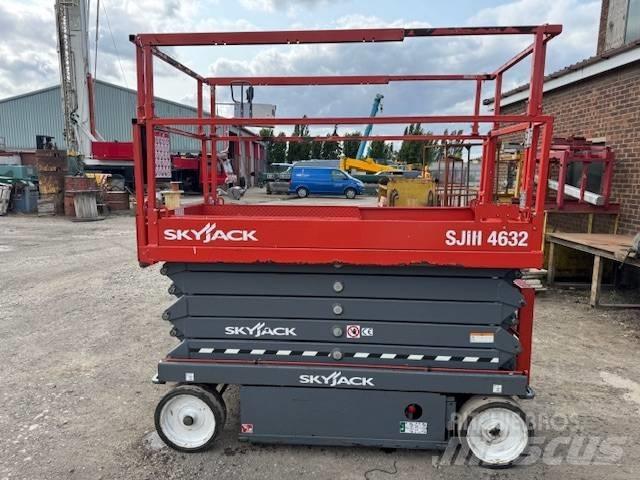 SkyJack SJ 4632 Žirkliniai keltuvai