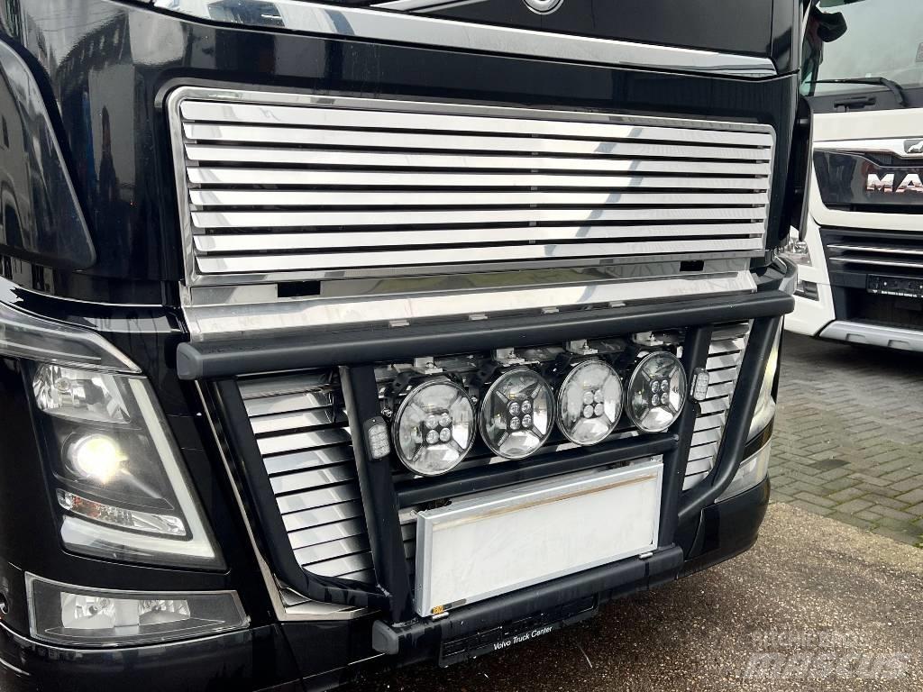 Volvo FH 750 6x4 Naudoti vilkikai
