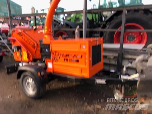 Timberwolf TW230/DHB Medienos smulkintuvai