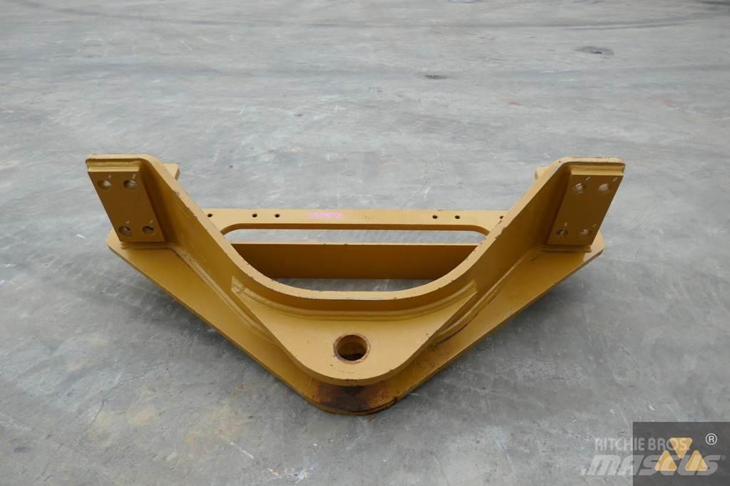CAT 140M3 Drawbar Transportas - Kita