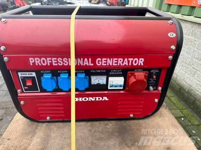 Honda OHV 6.5 KVA Benzininiai generatoriai