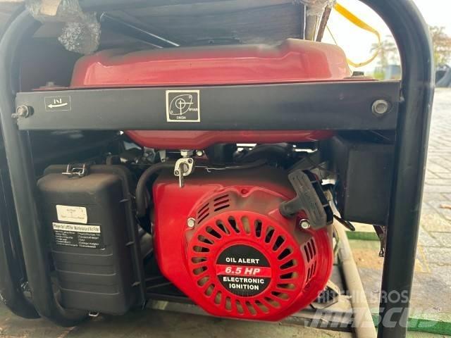 Honda OHV 6.5 KVA Benzininiai generatoriai