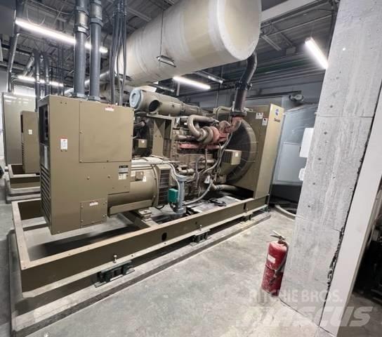 Cummins KTTA19 Dyzeliniai generatoriai