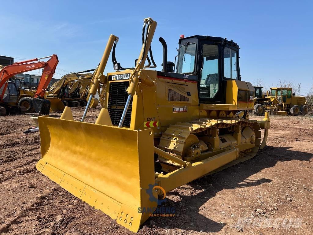 CAT D 6 G Vikšriniai buldozeriai