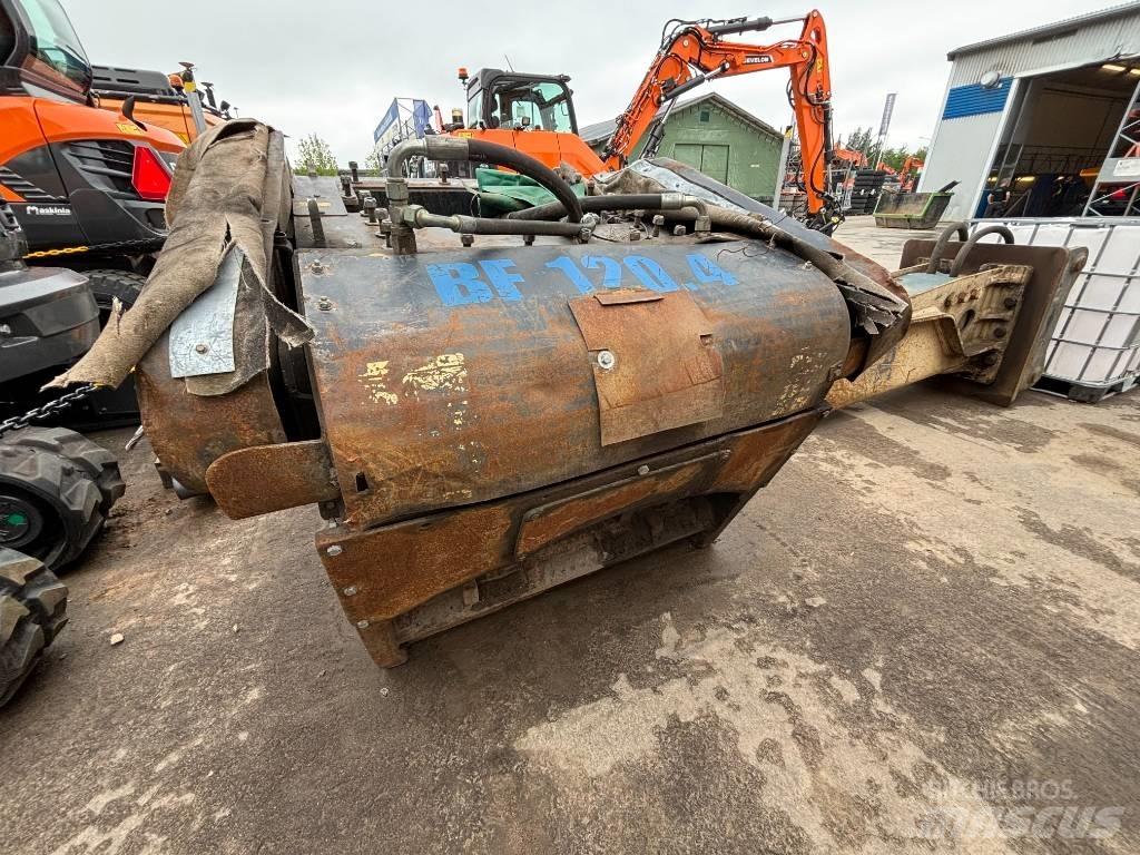 MB Crusher 120 Smulkinimo kaušai