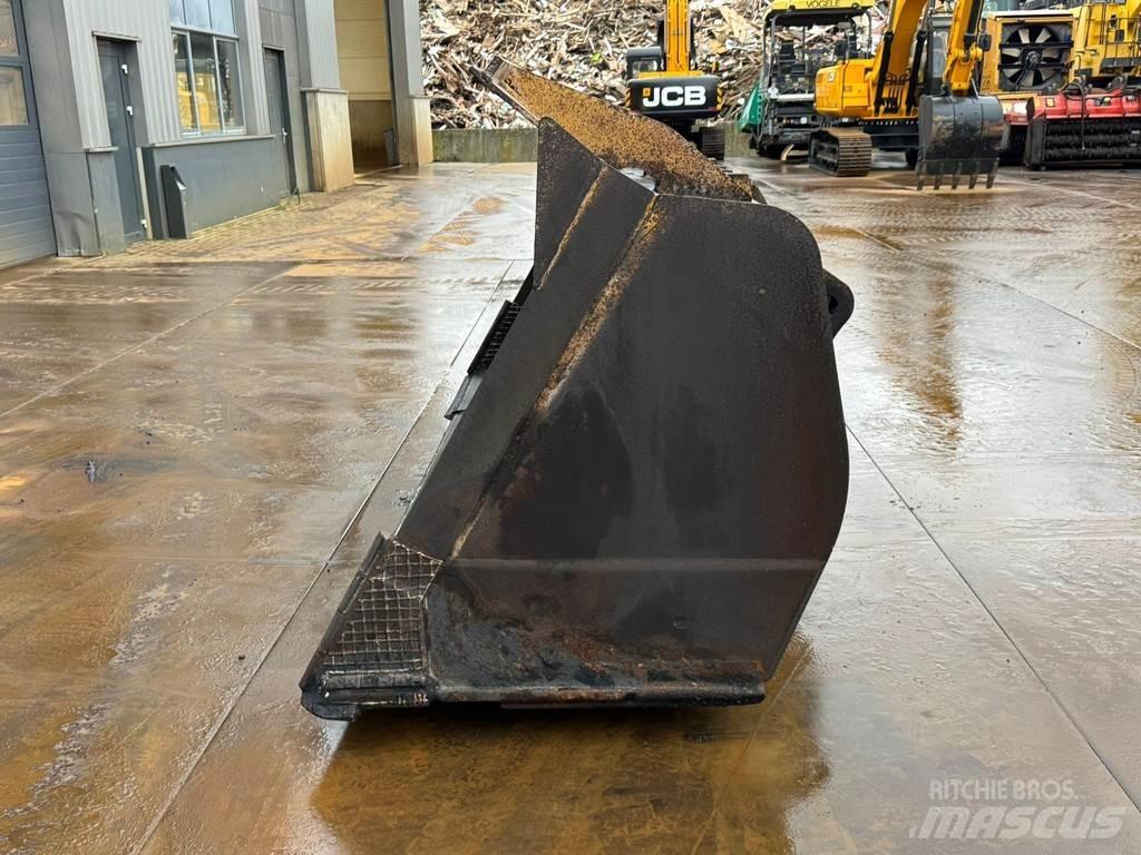 CAT Bucket CAT 980 Kaušai