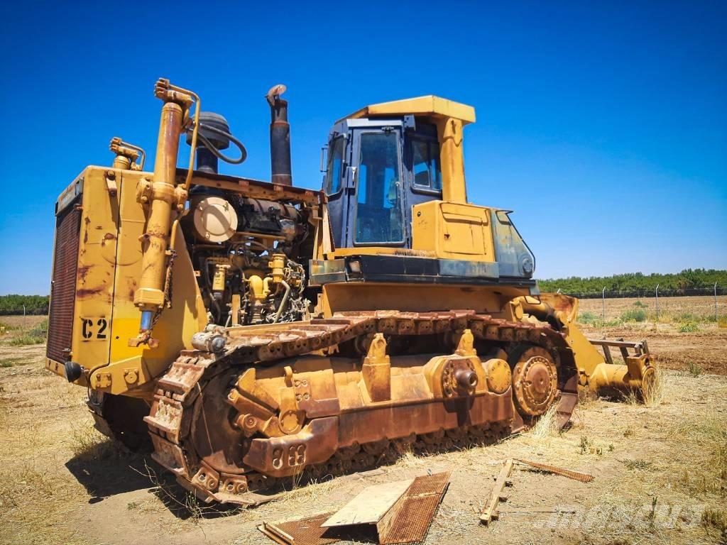 Komatsu D 375-1 Vikšriniai buldozeriai