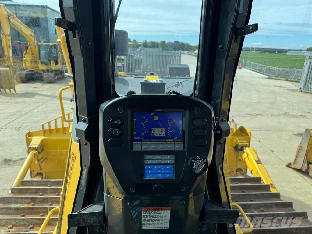Komatsu D85PX-18 Vikšriniai buldozeriai