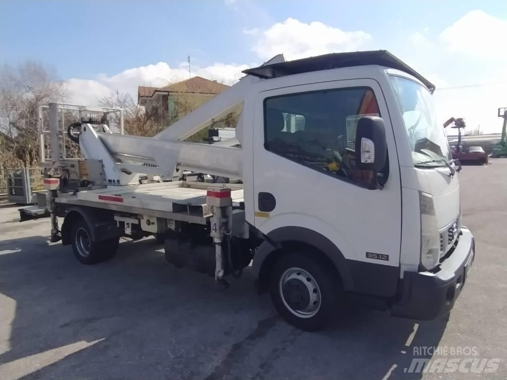 Multitel hx200xe Ant vilkikų montuojamos kėlimo platformos